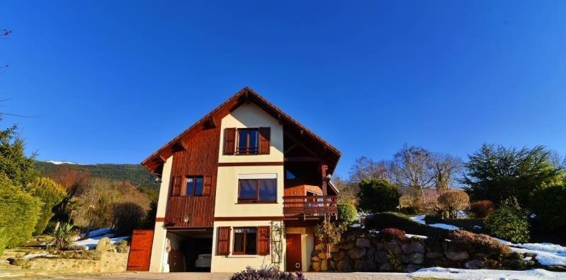 Bed and Breakfast Eco-Logis Mad'In Belledonne Theys Екстер'єр фото